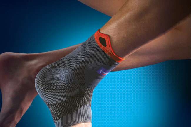 Ideal ankle support to resume sporting activities following ankle sprains and injuries after surgery.